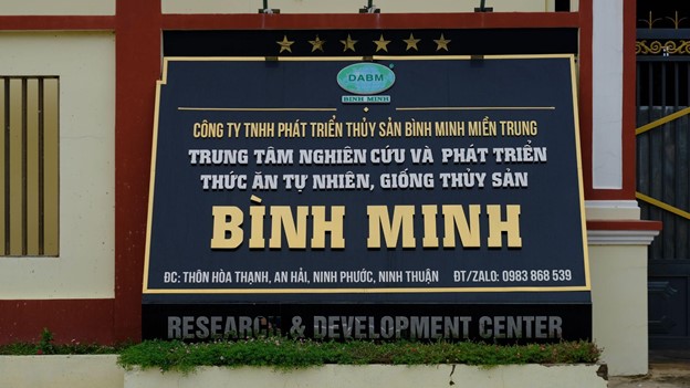 Tôm Giống Nên Mua Ở Đâu? Tôm Giống Sạch Bệnh - Chất Lượng - Phát Triển Tốt Trung Tâm Nghiên Cứu và Phát Triển Thức Ăn Tự Nhiên Giống Thuỷ Sản Bình Minh
